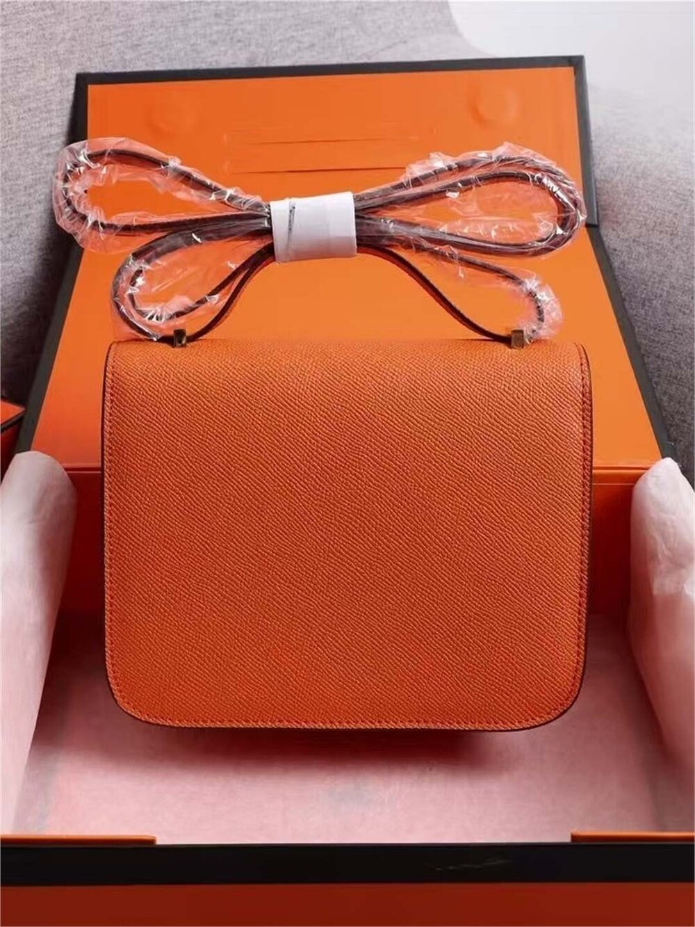 Hermès Constance 18 in Epsom Leather - Picture 4 of 8